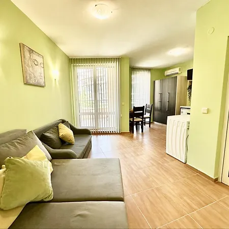 Paradise Dreams Menada 스베티 블라스