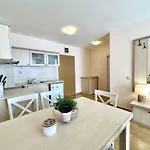 Apartment Paradise Dreams Menada *